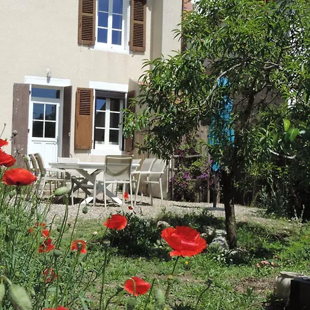 De L'engievre Holiday home *